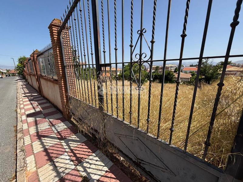 Foto 3989ef60-18fa-4963-94d6-48d877cbe638. Terreno residenziale in Villa de Otura