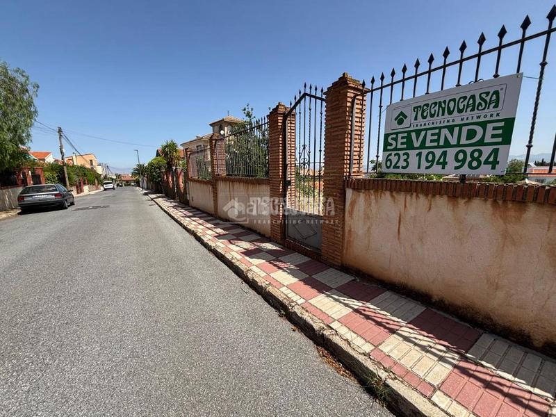 Foto f6bd2db3-7b70-4bfb-8b71-80d50a1d6655. Terreno residenziale in Villa de Otura