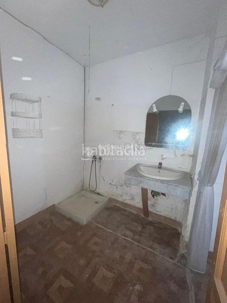Foto c2ca083f-4c3a-4c72-9694-724311a6b103. Casa pareada casa en venta en Escúzar