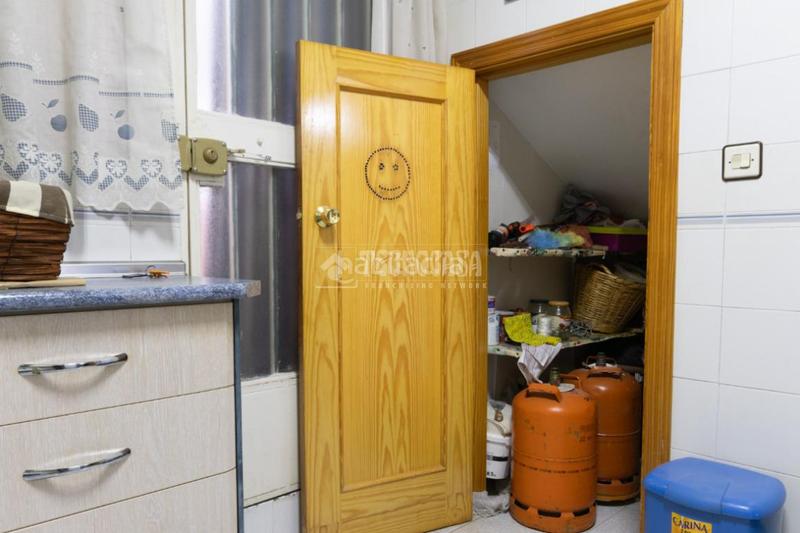 Foto df640dbb-1632-4380-b99c-350df4ac7e88. Casa pareada casa en venta en Polideportivo Alhendín