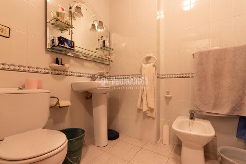 Foto e7132d82-968c-4ceb-9b69-7e1c8b8966b3. Casa pareada casa en venta en Polideportivo Alhendín