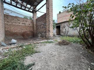 Gewerbliches Grundstück in Ayuntamiento. Terrenos en venta en alhendín