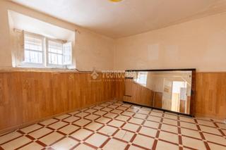 Casa aparellada a Ayuntamiento. Casa en venta en alhendín