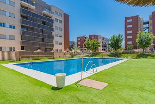 Etagenwohnung in Carretera de Granada-La Alcazaba. Piso en venta en alhendín