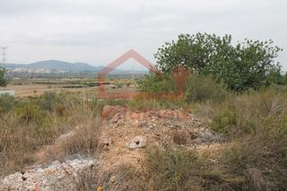 Terreny residencial en Riba - roja de Tria