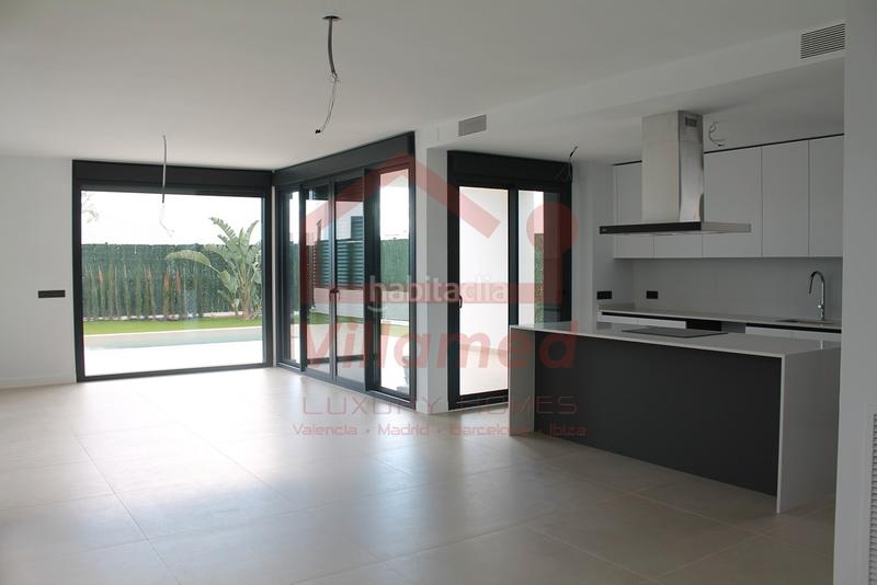 Foto 12e1f7cd-30ea-4306-a8a9-839ca4c7ffb4. Promoció PROMOCIÓN GOLF 11 a Bétera. Habitatges d´obra nova