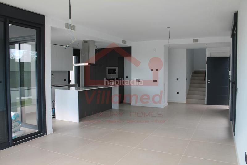 Foto c77e99e8-8b23-4449-948f-8fe024702b30. Promoció PROMOCIÓN GOLF 11 a Bétera. Habitatges d´obra nova