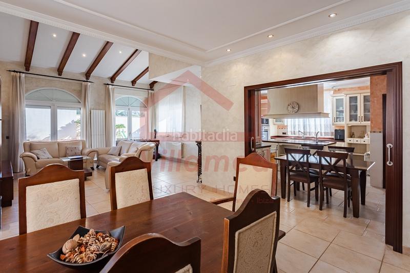 Foto eaa6e369-7138-4967-937b-e3c0a2911c7f. Rent chalet with heating parking pool in El Carme-Sant Agustí-Bonavista Eliana (l´)