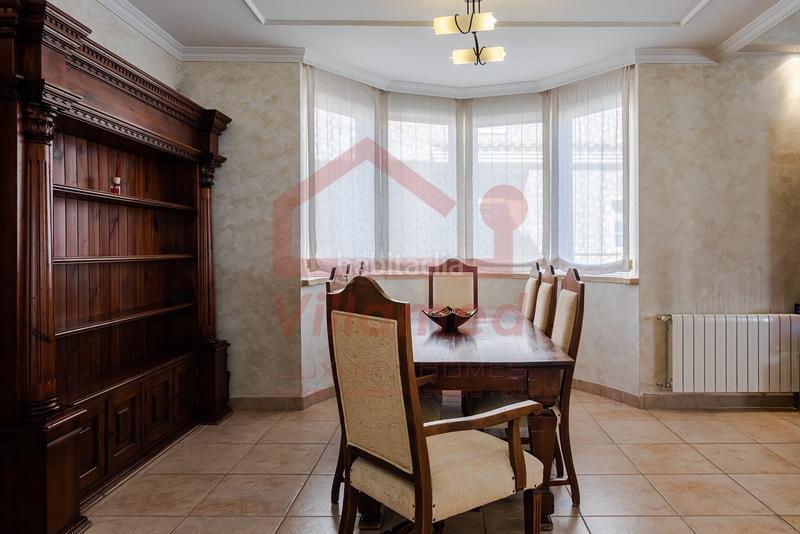 Foto bf0d8d79-0671-46f2-8b32-70bf9fed6350. Lloguer xalet amb calefacció aparcament piscina a Eliana (l´)