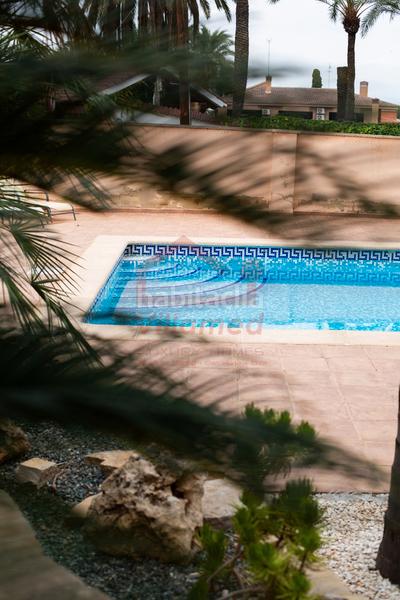 Foto d77672fe-c3f8-458c-bf1f-50fd70c5ccef. Xalet amb xemeneia calefacció aparcament piscina a Eliana (l´)
