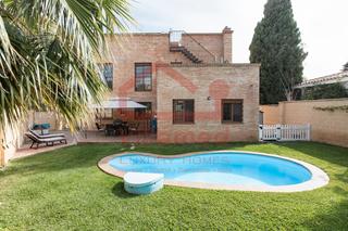 Chalet à Carrer emperador 13. Chalet independiente en la eliana
