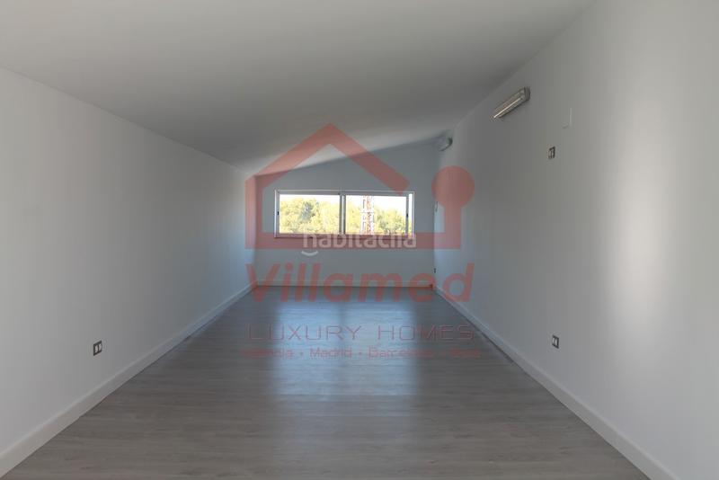 Foto 791e9f52-c767-4f58-8caa-e1ba856fa99f. Chalet in calle molino 4 in Pueblo Eliana (l´)