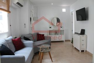 Flat en El Cabanyal-El Canyamelar. gran oportunidad de inversin en valencia!