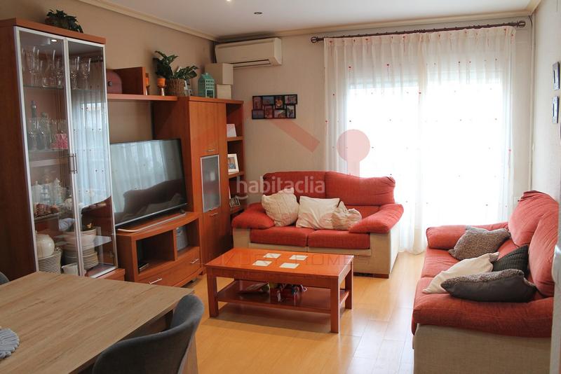 Foto ad028ac6-92f8-4ce1-8bad-5674ed8e3495. Pis amb calefacció a Pueblo Eliana (l´)