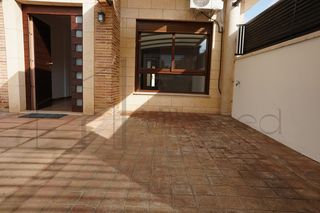 Location Maison jumelée à Pueblo. Adosado en el pueblo