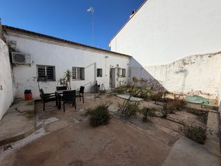 Casa en Pueblo. Casa de pueblo en pleno centro de leliana