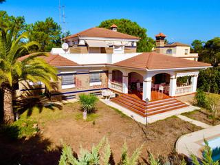 Xalet a Lepe. Vpl767 espectacular chalet de planta baja, pinares de lepe