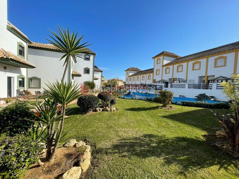 Foto 41f9d815-26ae-4d0f-a0ff-122010b5f447. Lloguer casa adossada a Islantilla golf Islantilla