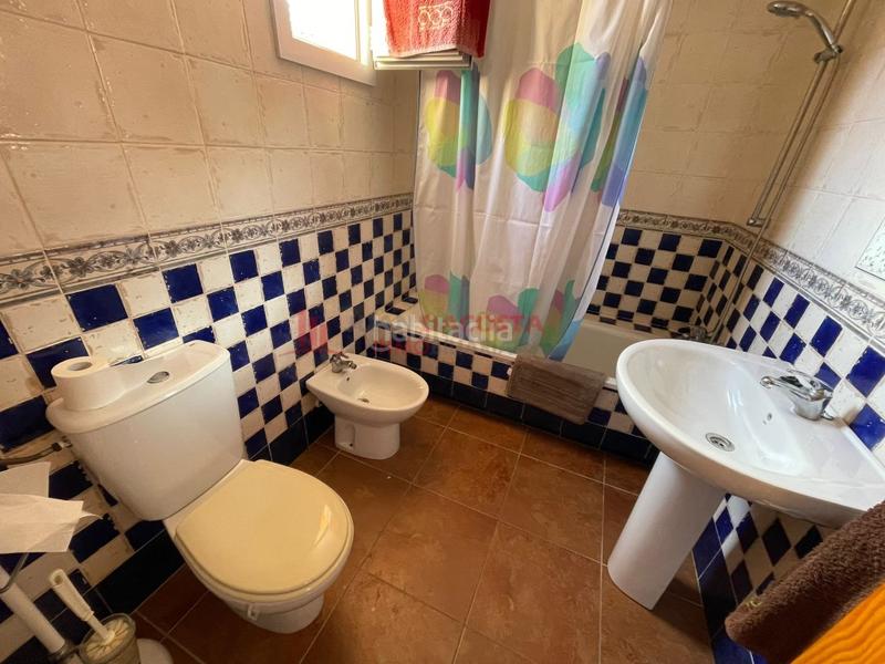 Foto cae9f463-faa9-4688-ae78-83073c1c8b30. Rent semi detached house in Islantilla golf Islantilla