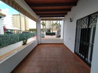 Alquiler Casa  N/a. 5ala212 pareado en urb. los llanos, la antilla