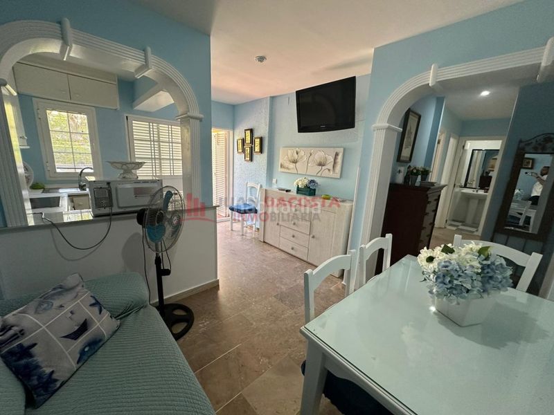 Foto c09cc755-5066-4162-bd31-e152710e732e. Alquiler apartamento 2ai216 exclusivo apartamento en urb. bellamar, en Islantilla
