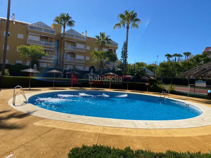 Foto da292c9f-cd99-4214-9dc7-d51f667ed3a5. Alquiler apartamento 2ai216 exclusivo apartamento en urb. bellamar, en Islantilla
