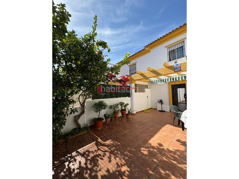 Foto ccc2ffc0-756a-43b9-a3a8-44e6bf8db367. Chalet in Urbasur Islantilla