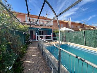 Lloguer Xalet  Calle morito. 3ala951 increible chalet con piscina en la antilla