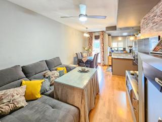 Pis  Calle goya. ¡piso moderno en residencial con piscina en los villares!