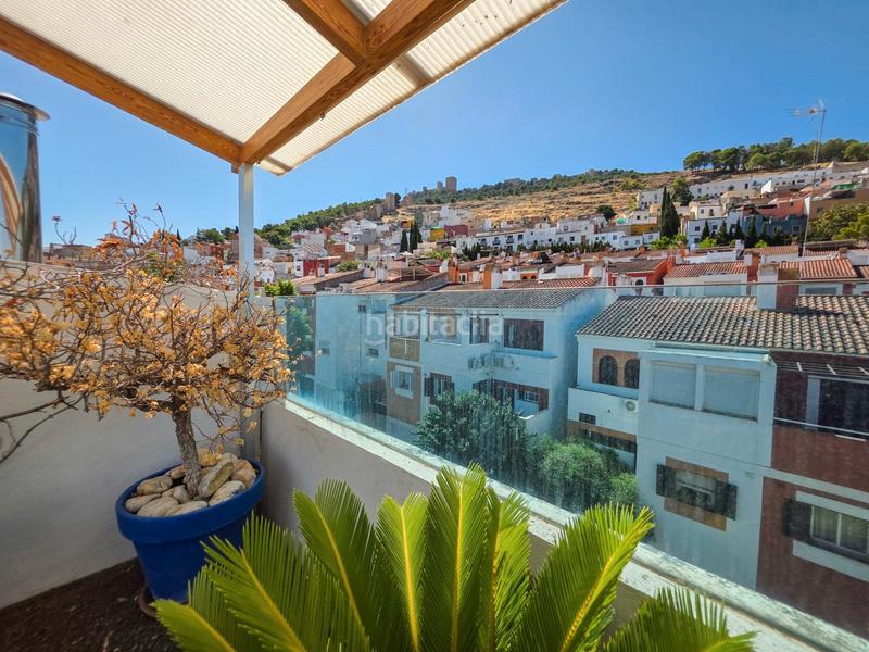Foto fe10f141-911f-4820-97f7-d383a20507a7. Casa adossada amb xemeneia calefacció aparcament piscina a Jaén