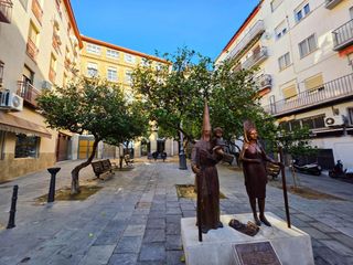 Flat  Calle cervantes. Amplio piso en pleno centro de jaén con vistas a plaza de cervan