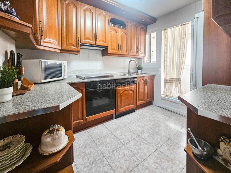 Foto e30c728c-f254-4d0e-b7f2-a5e584e45a73. Pis amb aparcament piscina a Renfe - Bulevar 1ª y 2ª Fase Jaén