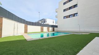 Appartamento  Calle del olmo. Espectacular piso con terraza y piscina en fuentezuelas