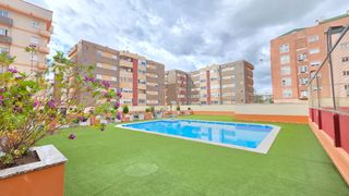 Affitto Appartamento  Calle miguel castillejo. Bonito piso con piscina en primera fase del bulevar