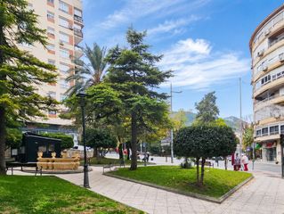 Piso  Calle san roque. Bonito piso en zona corte inglés con tres dormitorios.