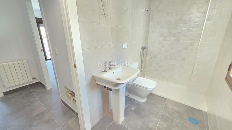Foto 28c3e208-6122-4644-a2d2-4b23588ab730. Casa adossada amb calefacció aparcament a San Bartolomé - Millán de Priego Jaén