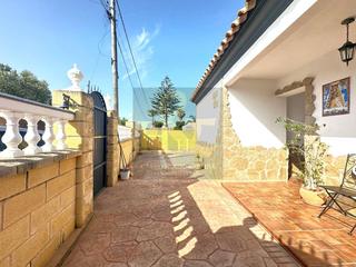 Casa a La Jara. Chalet independiente de una sola planta...