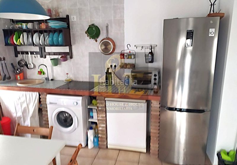 Foto f4d5af53-c871-4126-a5dc-b0a4336e1ee8. Casa a Alcalá de los Gazules