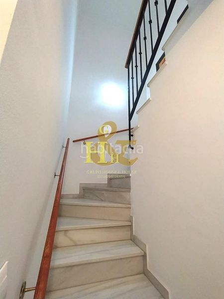Foto bf660ffc-8be7-46e6-ae72-7f1c02f0b2a3. Casa adossada amb aparcament a Centro-Calzada-Cabo Noval Sanlúcar de Barrameda