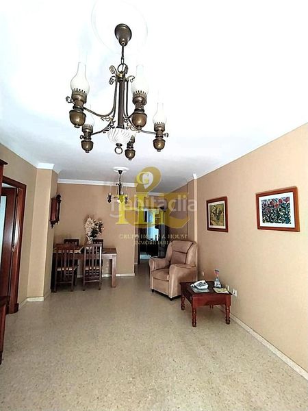 Foto eba63e65-0d3b-48b6-ad54-52a672be1d45. Planta baixa amb aparcament a Centro-Calzada-Cabo Noval Sanlúcar de Barrameda
