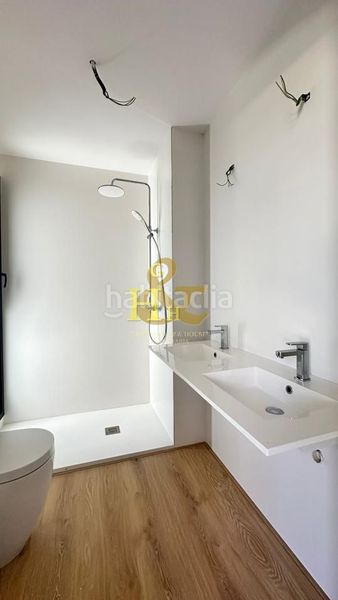 Foto b63c4274-f8bd-49fa-998e-3018d7c6b953. Pis amb aparcament piscina a V Centenario-Piletas-Capuchinos Sanlúcar de Barrameda