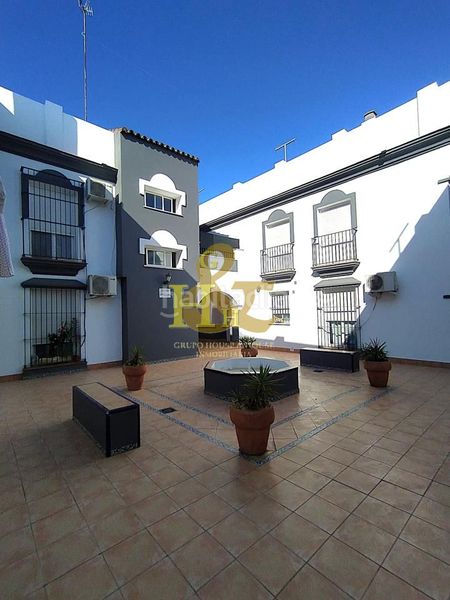Foto 0958d5ca-0536-49e4-9fed-254c35f2f2e2. Dúplex amb aparcament a Ayuntamiento-Barrio Alto Sanlúcar de Barrameda