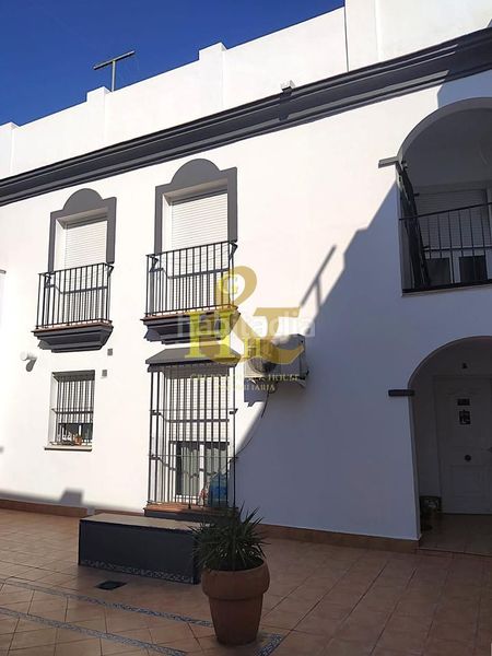 Foto 12eb2b1f-7d07-4506-ae41-be93112c03ec. Dúplex amb aparcament a Ayuntamiento-Barrio Alto Sanlúcar de Barrameda