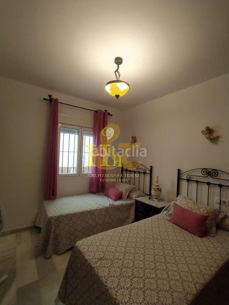 Foto 4373a37b-8922-4761-bf2d-09919e968679. Planta baixa amb aparcament a V Centenario-Piletas-Capuchinos Sanlúcar de Barrameda