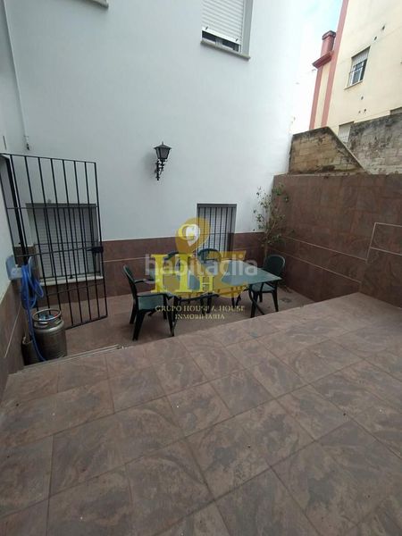 Foto 8f89b33e-e946-4607-a085-7f65c1fa0ea9. Planta baixa amb aparcament a V Centenario-Piletas-Capuchinos Sanlúcar de Barrameda