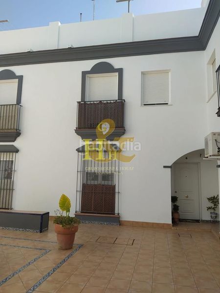 Foto d95646be-1627-405c-8d03-ea013d1b5504. Casa a Ayuntamiento-Barrio Alto Sanlúcar de Barrameda