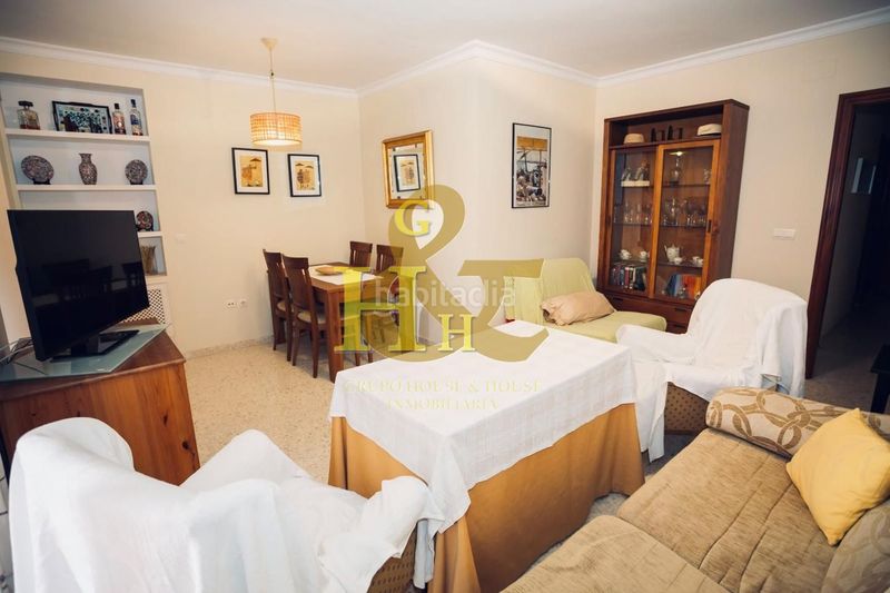Foto a3ef0f45-f867-4393-8c20-0a77d0848539. Pis amb aparcament a V Centenario-Piletas-Capuchinos Sanlúcar de Barrameda