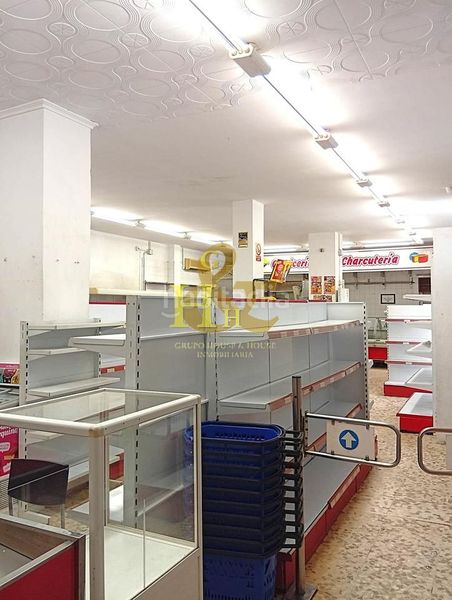 Foto b51333c9-b4bf-42aa-bc19-00397f27278c. Locale commerciale in Ayuntamiento-Barrio Alto Sanlúcar de Barrameda