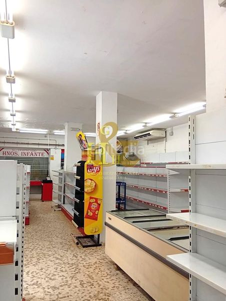Foto d6b60f99-f302-4903-89a1-16fa13e0e55a. Locale commerciale in Ayuntamiento-Barrio Alto Sanlúcar de Barrameda
