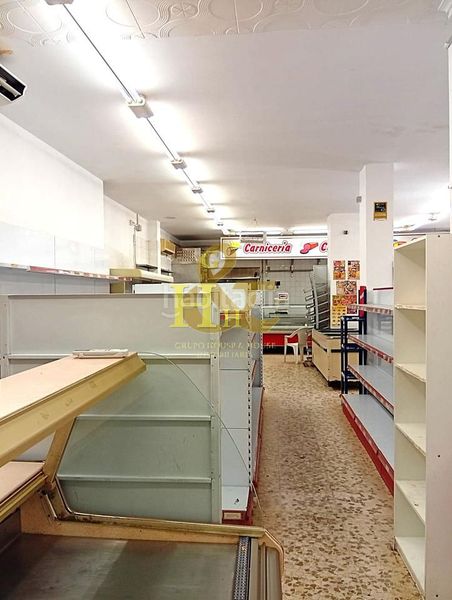 Foto dbd532a2-99f7-4f9b-a8a1-b972b7a90e32. Locale commerciale in Ayuntamiento-Barrio Alto Sanlúcar de Barrameda